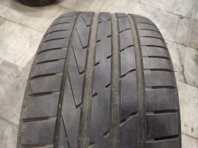 Гуми Летни 235/35R19, снимка 2 - Гуми и джанти - 39876696