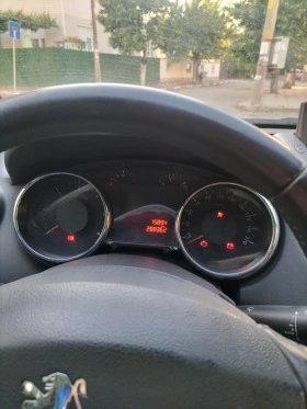 Peugeot 5008, снимка 10