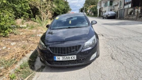Opel Astra J 1.4 TURBO LPG, снимка 1