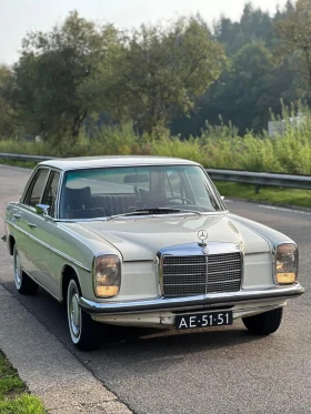     Mercedes-Benz 115 W115 220/8 1972