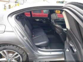 Обява за продажба на BMW 750 КЛИП* xDrive* М-Sport* Дистроник* Хедъп* Обдух* Па ~26 500 лв. - изображение 10