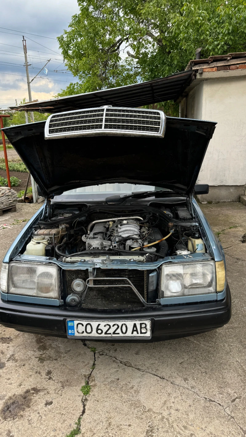 Mercedes-Benz 124 300D, снимка 5 - Автомобили и джипове - 47741594