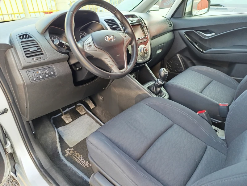 Hyundai Ix20 1.6 ШВЕЙЦАРИЯ, снимка 13 - Автомобили и джипове - 47758145