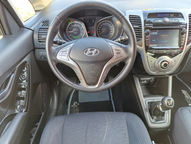 Hyundai Ix20 1.6 ШВЕЙЦАРИЯ, снимка 16 - Автомобили и джипове - 47758145