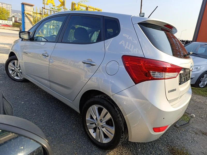 Hyundai Ix20 1.6 ШВЕЙЦАРИЯ, снимка 4 - Автомобили и джипове - 47758145