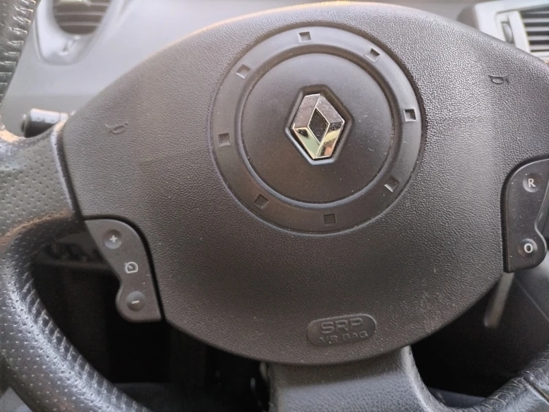 Renault Scenic ВАН, снимка 8 - Автомобили и джипове - 48060875