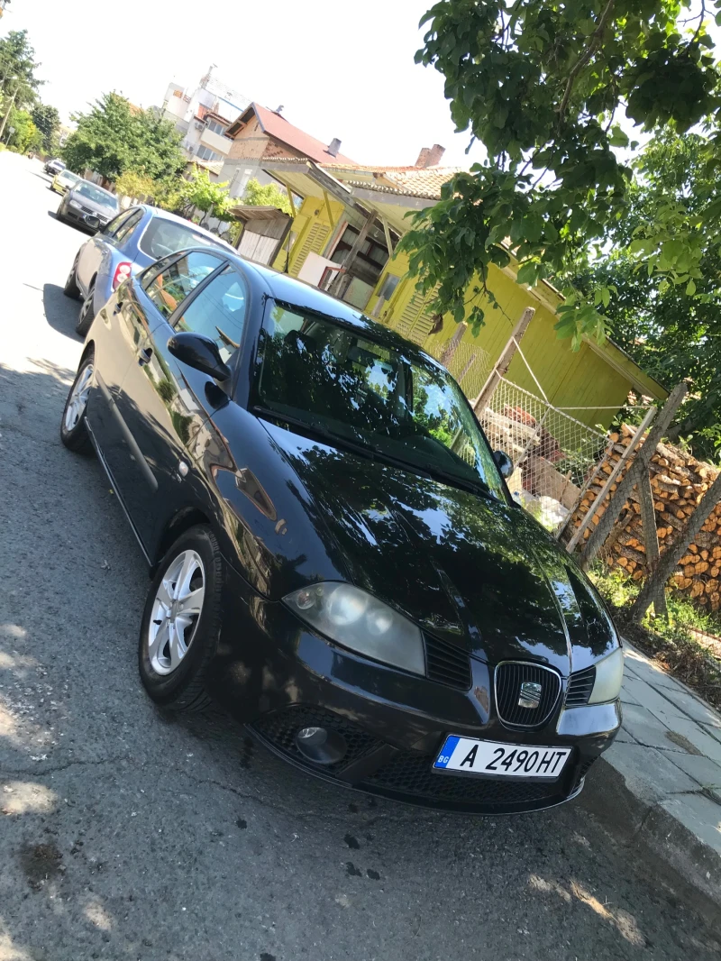 Seat Ibiza, снимка 1 - Автомобили и джипове - 49027645