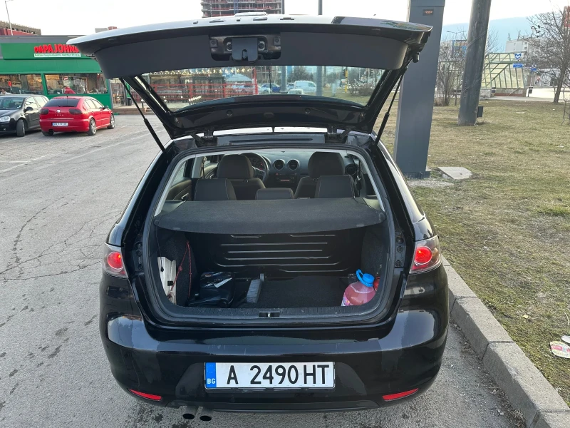 Seat Ibiza, снимка 10 - Автомобили и джипове - 49027645