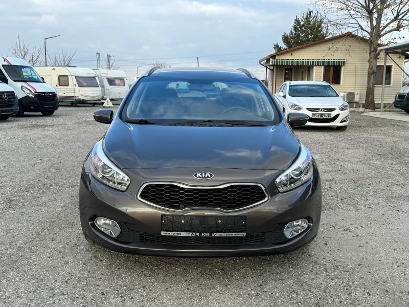 Kia Ceed 1.6CRDI 136к.с Е6 Нави LED Камера, снимка 2 - Автомобили и джипове - 49225874