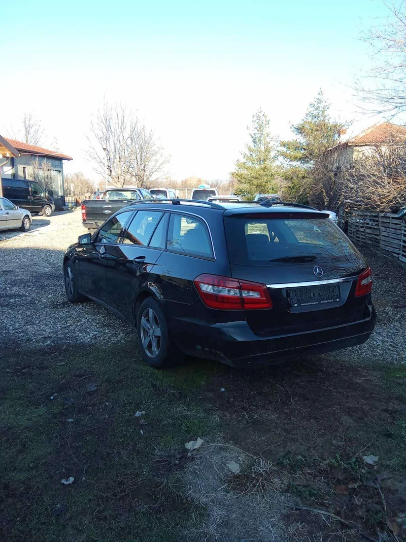 Mercedes-Benz E 200, снимка 9 - Автомобили и джипове - 49520474