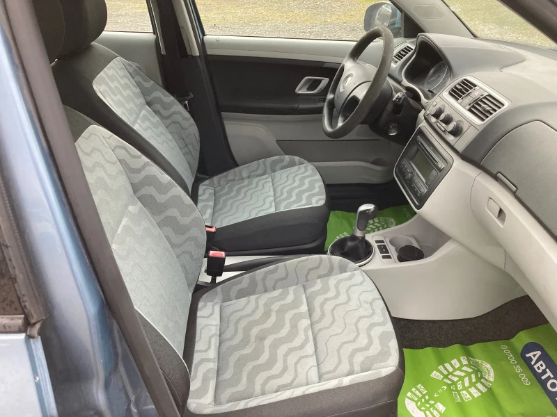 Skoda Fabia 1.2 KLIMA, снимка 5 - Автомобили и джипове - 49672124