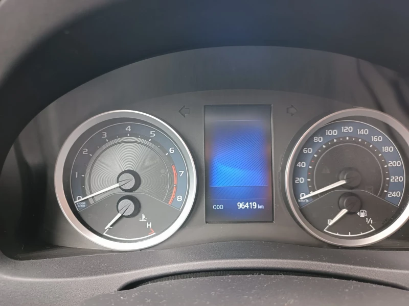 Toyota Corolla 50th Anniversary, снимка 4 - Автомобили и джипове - 51954331