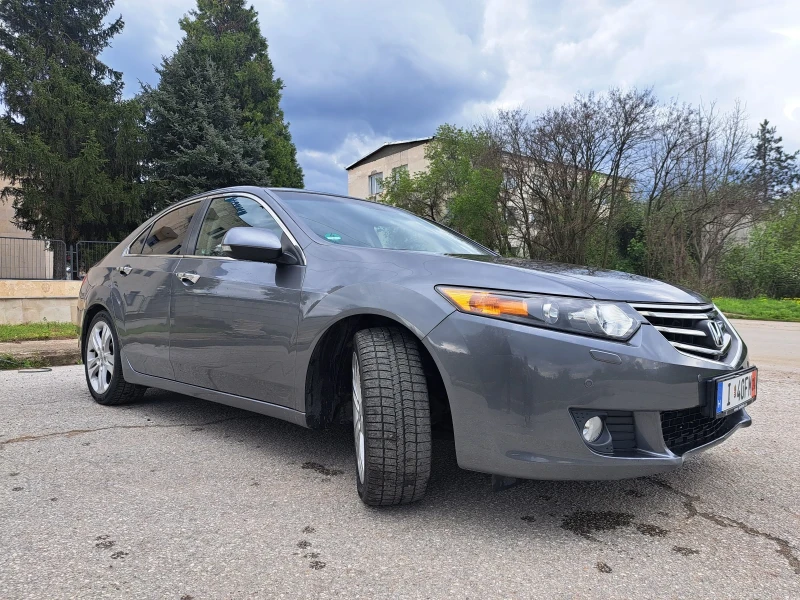 Honda Accord 2.4 Бензин 201кс, снимка 3 - Автомобили и джипове - 51574818