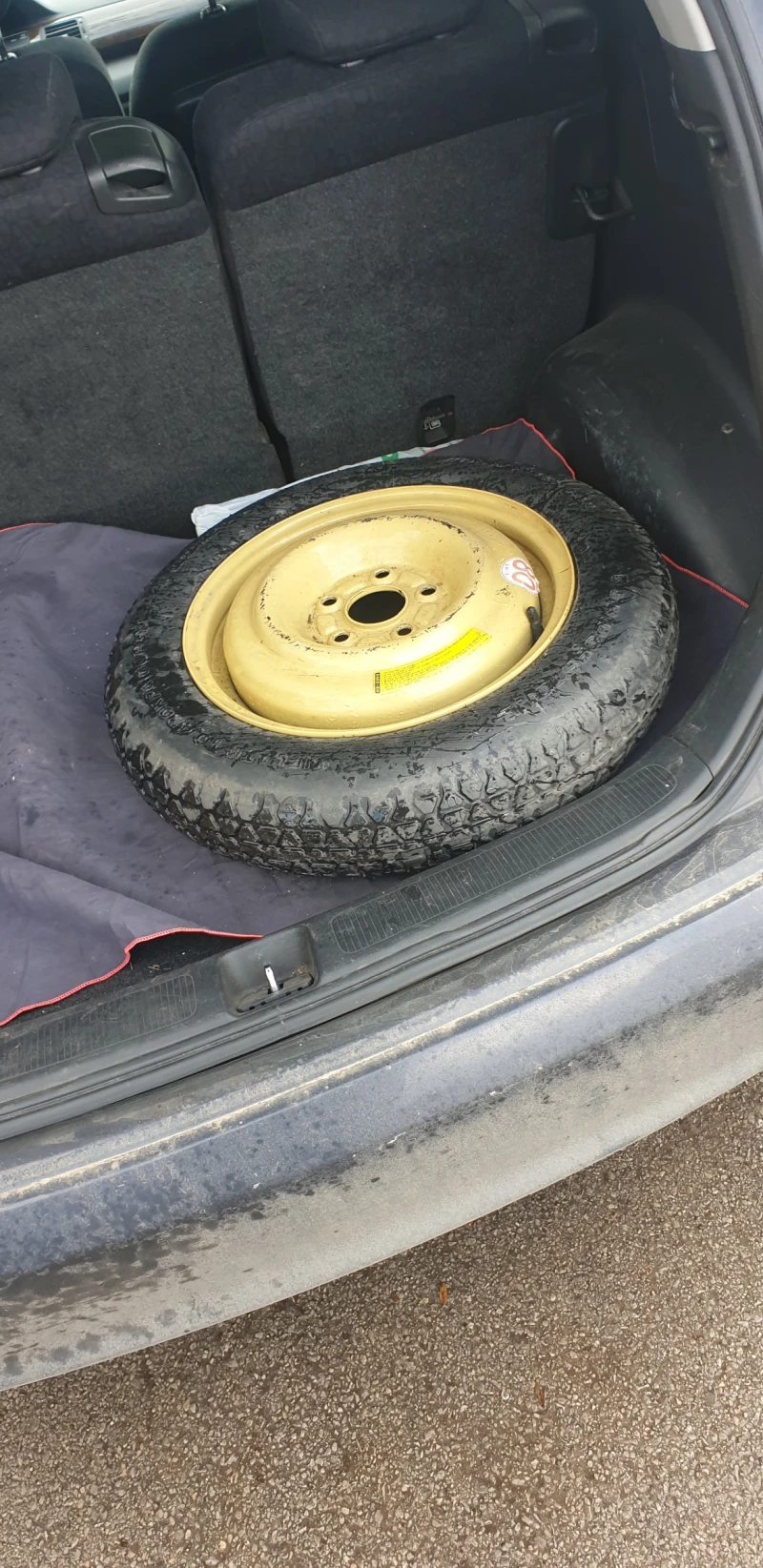 Honda Fr-v 2.0, снимка 4 - Автомобили и джипове - 52323874