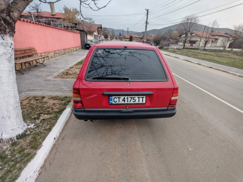 Mercedes-Benz 124 230 E, снимка 3 - Автомобили и джипове - 51986644