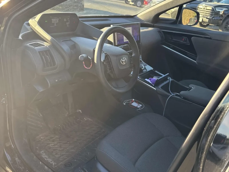 Toyota bZ4X XLE FWD, снимка 5 - Автомобили и джипове - 53183250