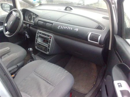 Ford Galaxy 2.0i / 1.9 TDi, снимка 10 - Автомобили и джипове - 8237936