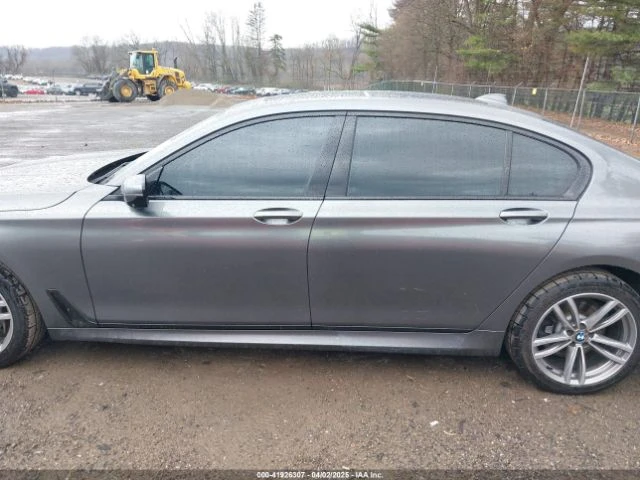 BMW 750 КЛИП* xDrive* М-Sport* Дистроник* Хедъп* Обдух* Па - изображение 5