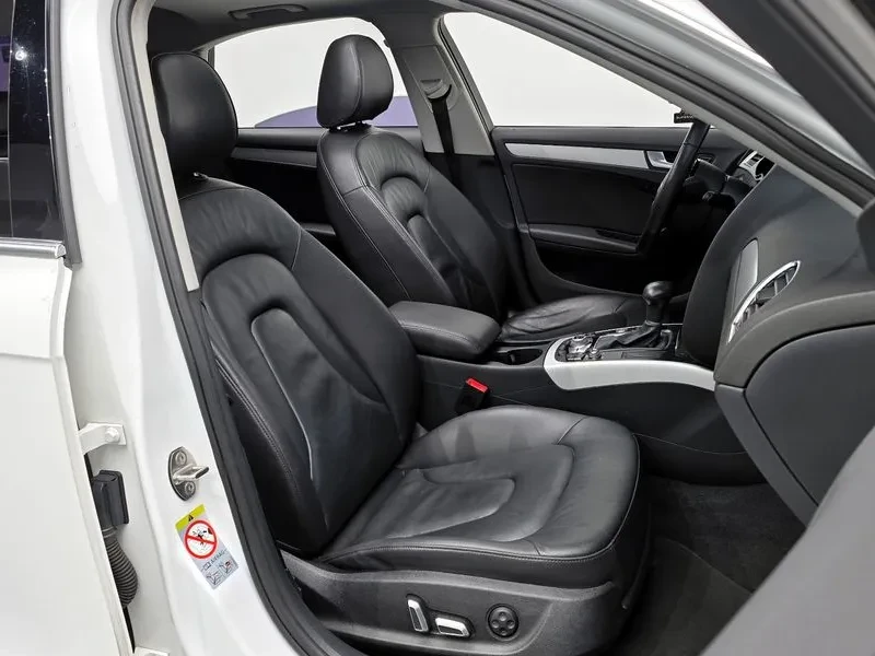 Audi A4 30TDI , снимка 10 - Автомобили и джипове - 56325197