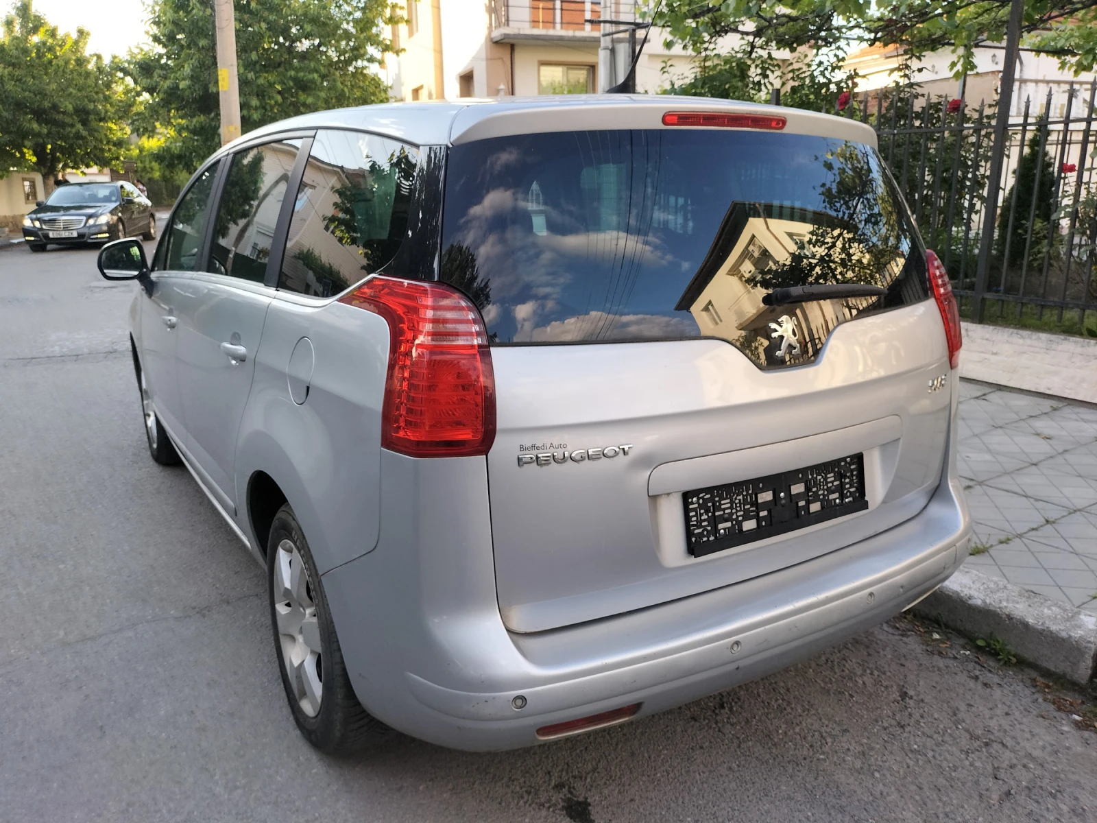 Peugeot 5008  - изображение 4