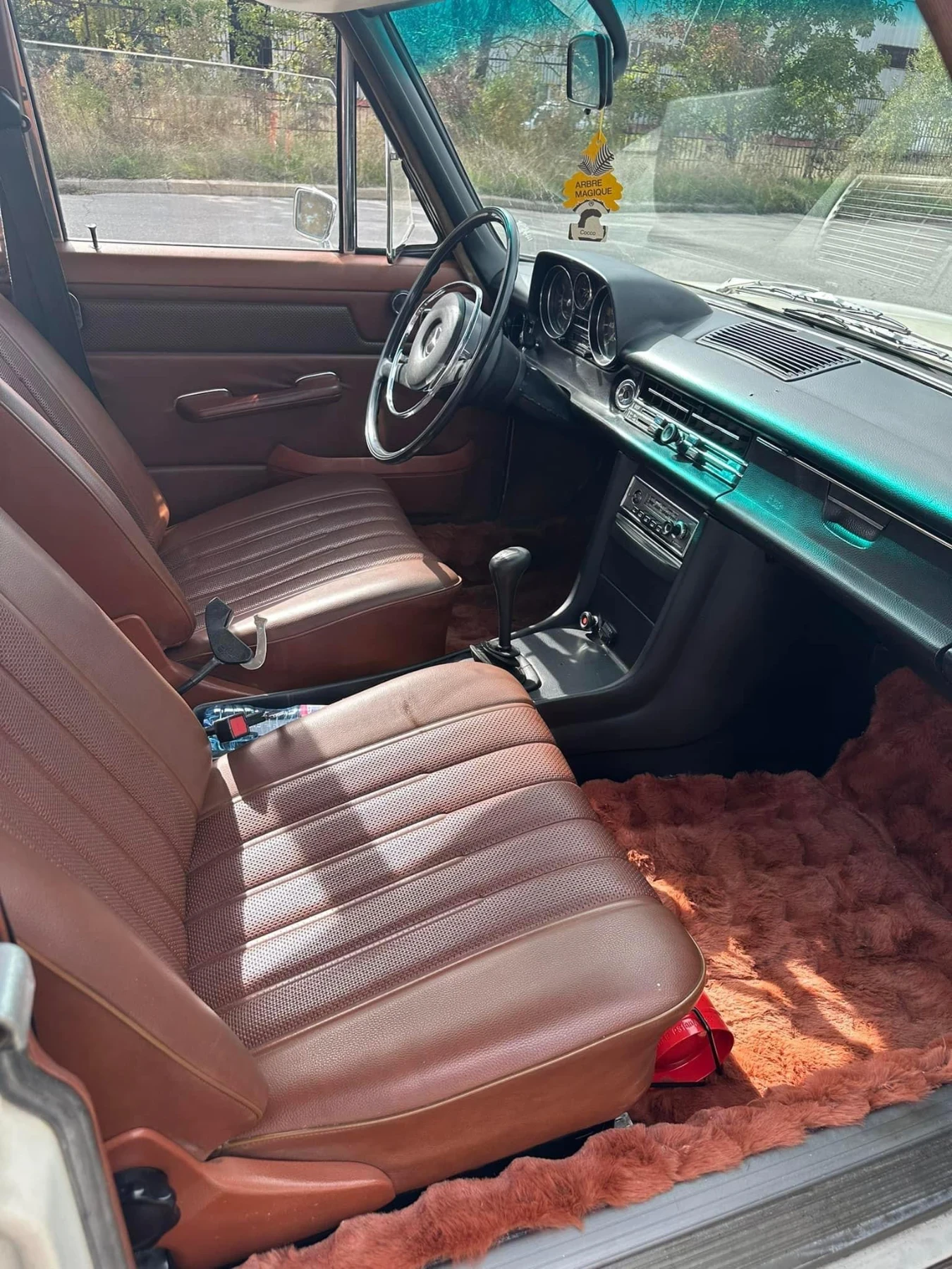 Mercedes-Benz 115 W115 220/8 1972г - изображение 7