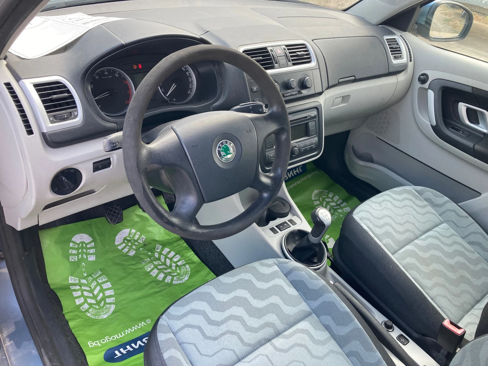 Skoda Fabia 1.2 KLIMA, снимка 15 - Автомобили и джипове - 49672124