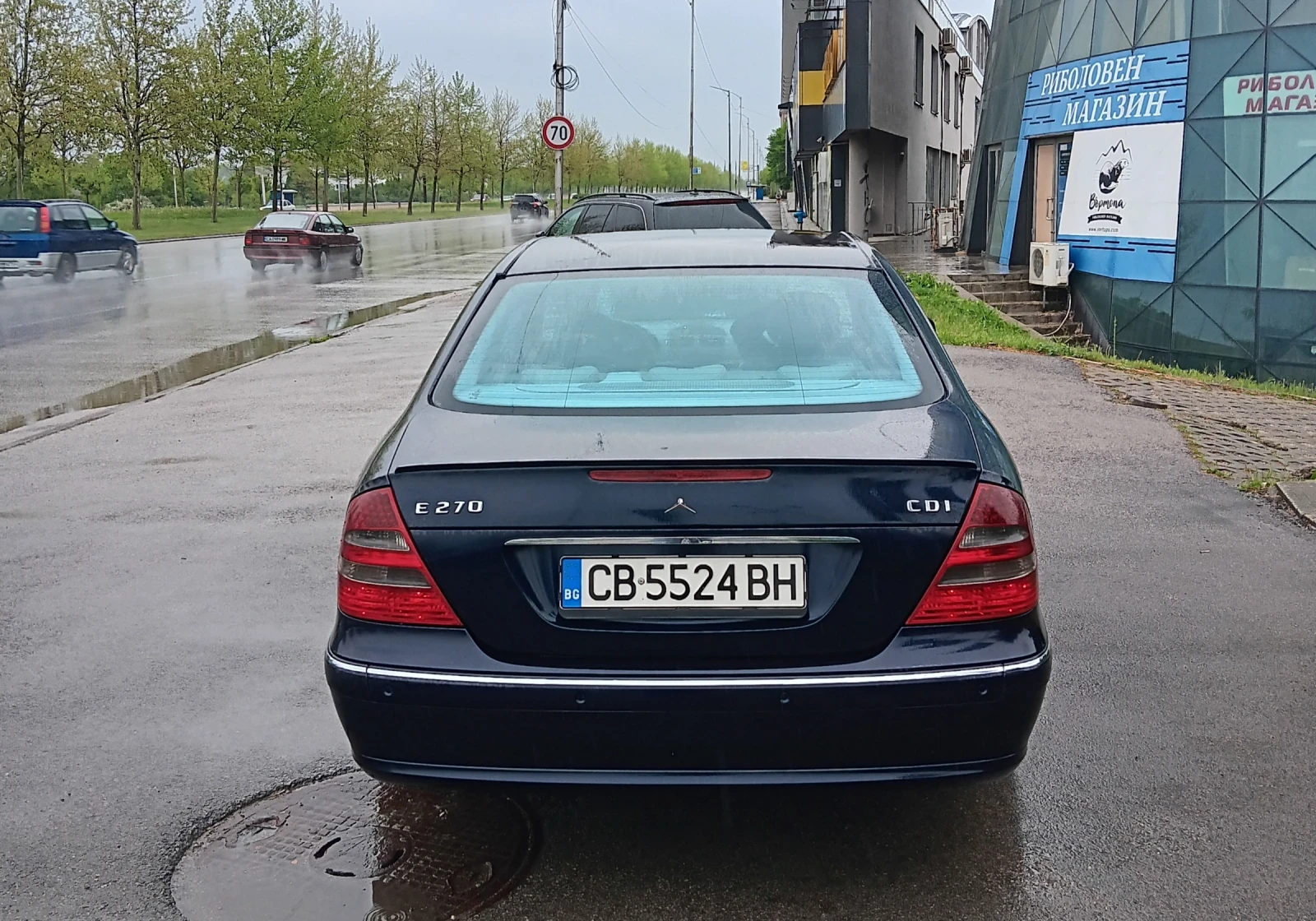 Mercedes-Benz E 270 Avangarde - изображение 2