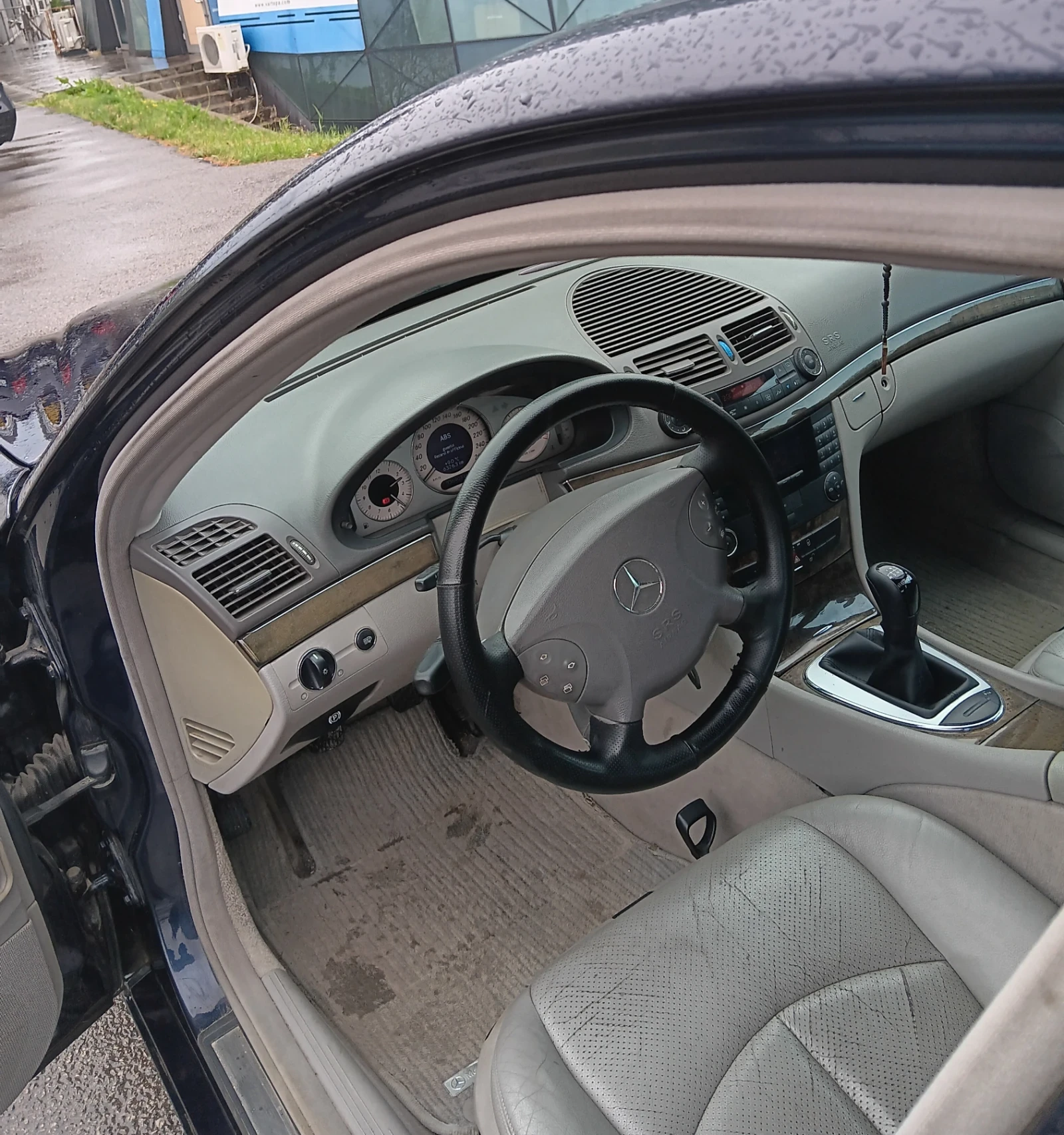 Mercedes-Benz E 270 Avangarde - изображение 6