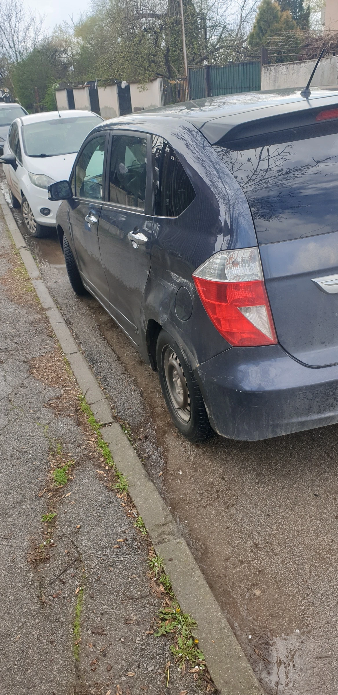 Honda Fr-v 2.0 - изображение 3