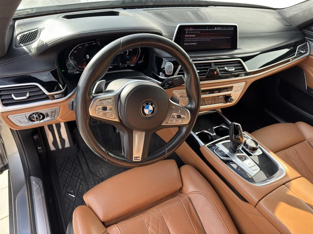 BMW 740 xDrive Sedan - изображение 5