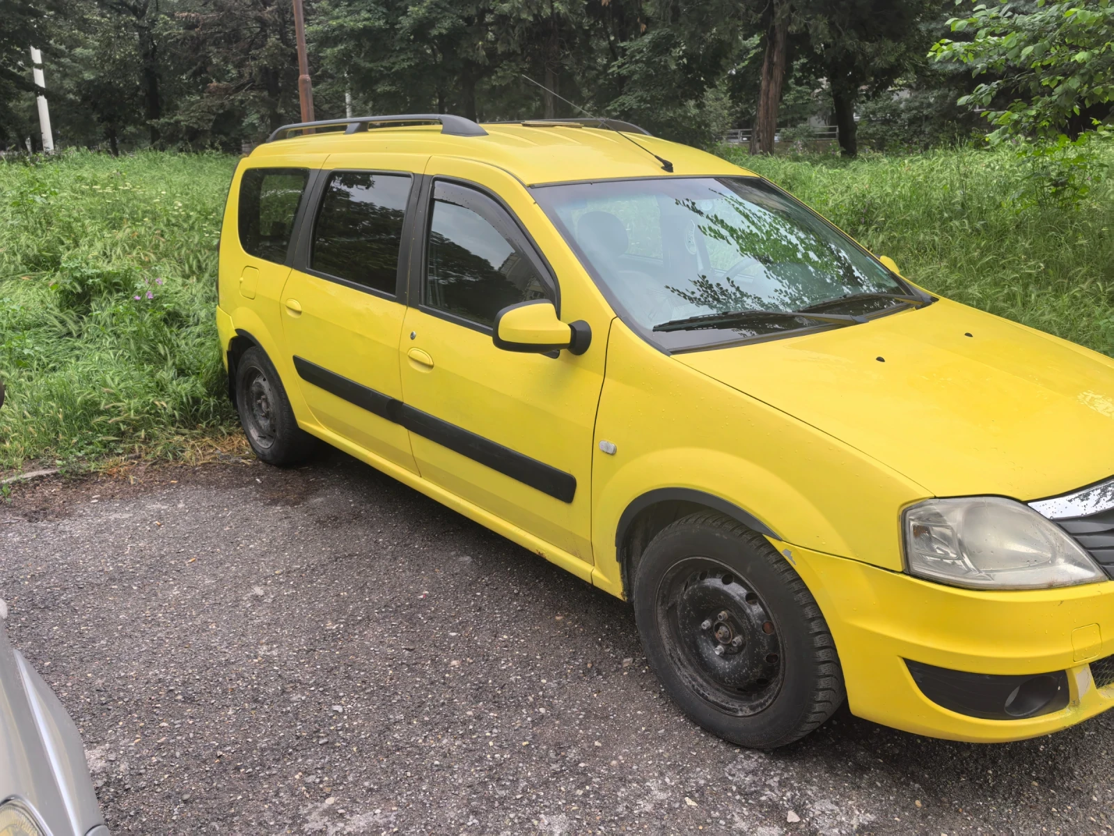 Dacia Logan 1.6 8v Газ-Бензин - изображение 2