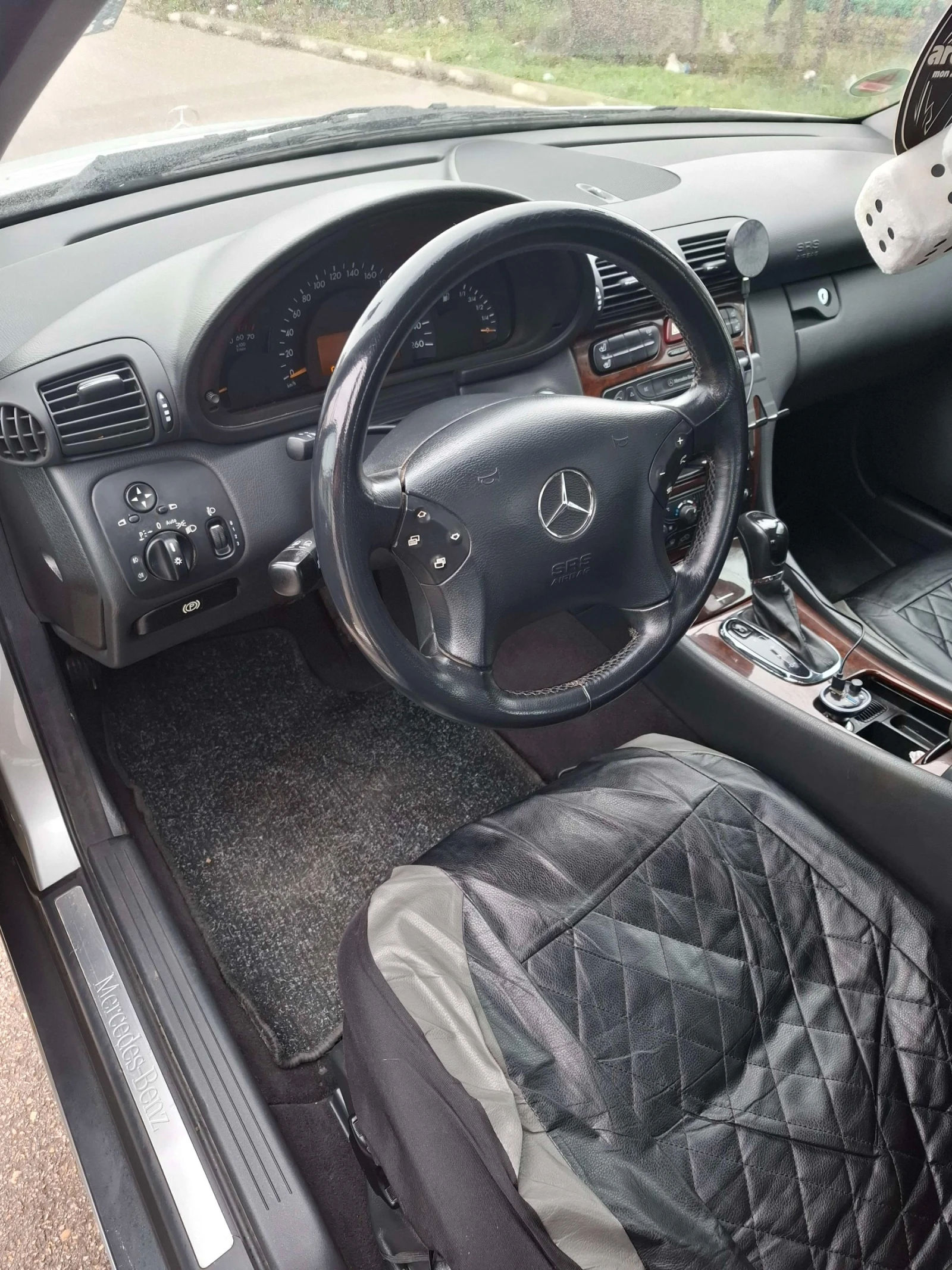 Mercedes-Benz C 200  - изображение 5