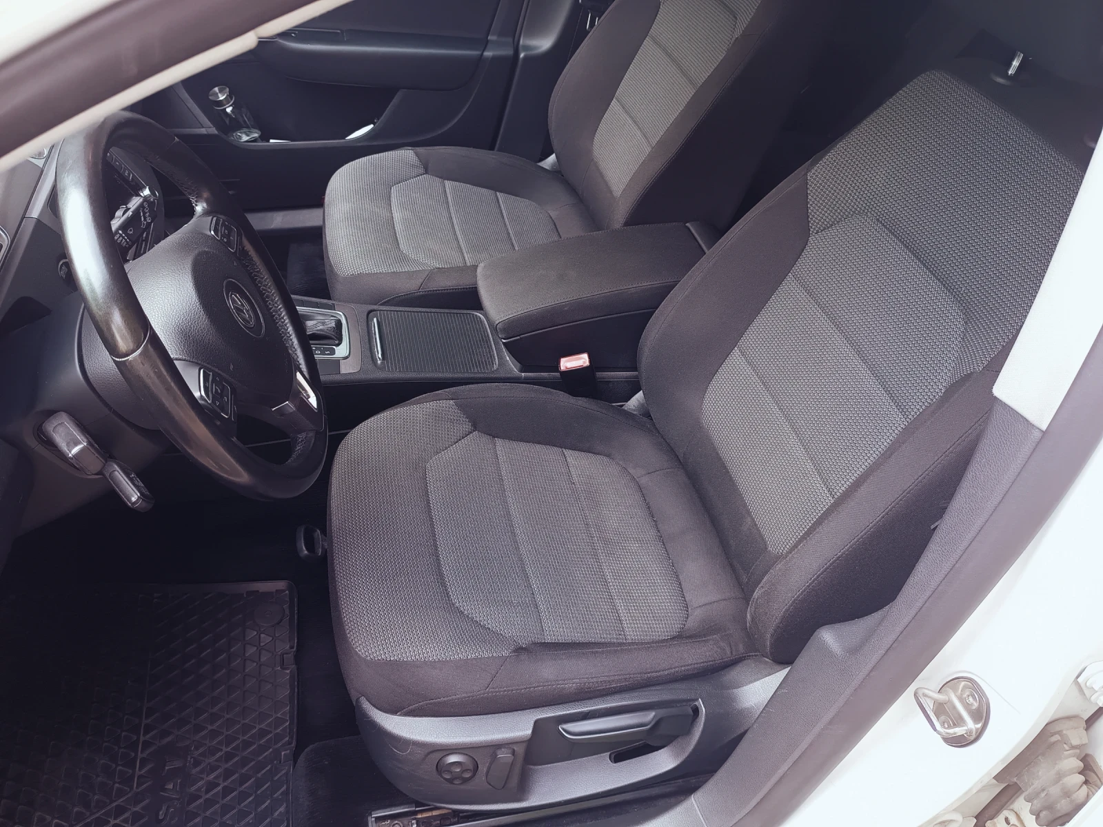 VW Passat 1.4TSI| CNG| DSG 7| 188000км| камера| печка| , снимка 9 - Автомобили и джипове - 51694355