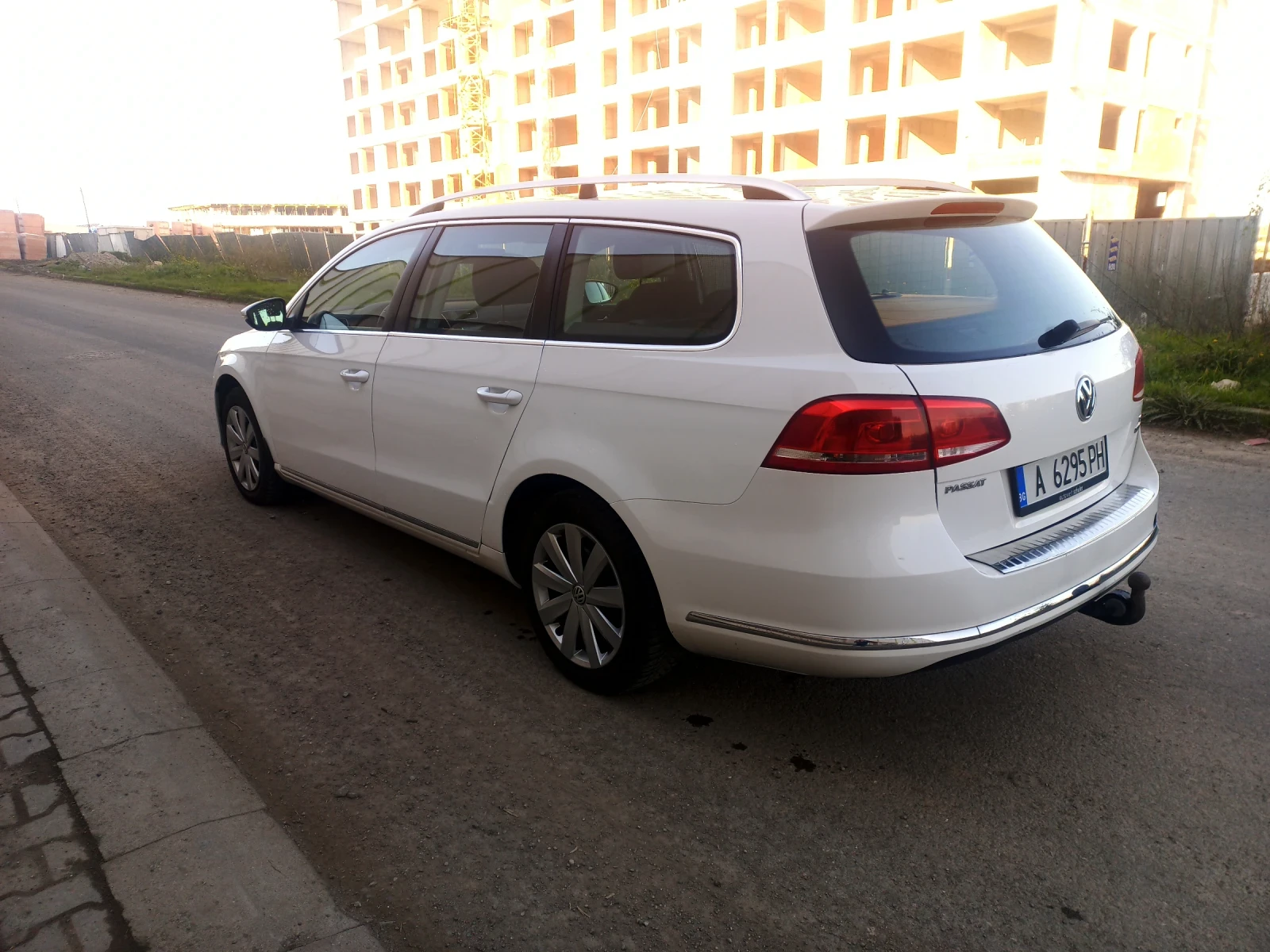 VW Passat 1.4TSI-DSG7-EcoFuel-печка-камера-теглич-188000км - изображение 7