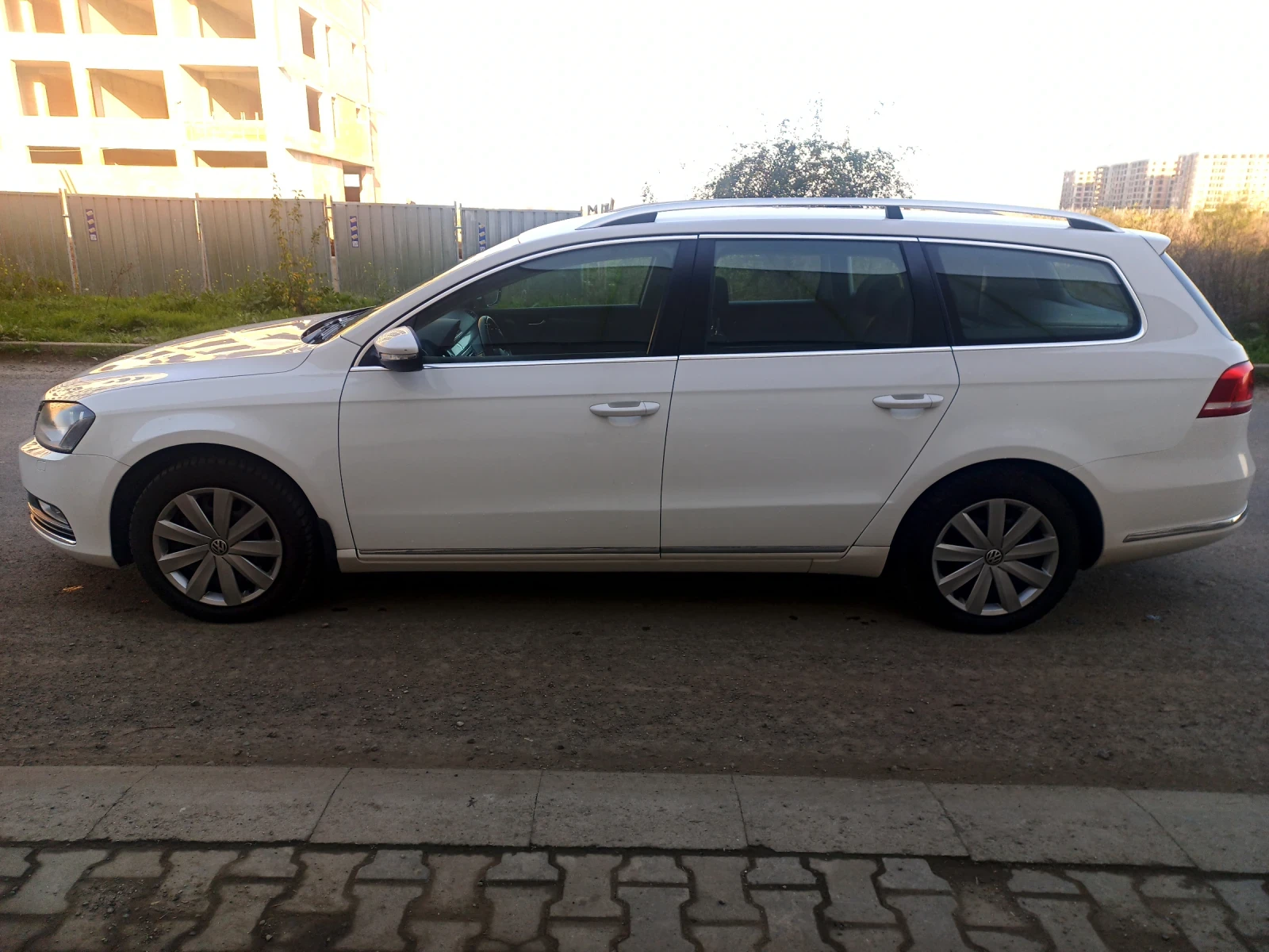 VW Passat 1.4TSI-DSG7-EcoFuel-печка-камера-теглич-188000км - изображение 8