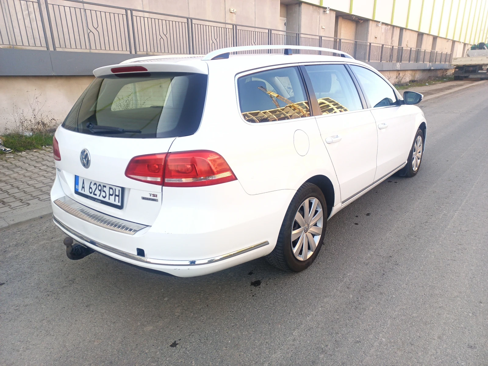 VW Passat 1.4TSI-DSG7-EcoFuel-печка-камера-теглич-188000км - изображение 5