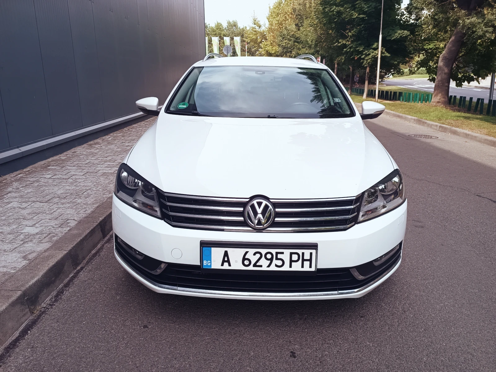 VW Passat 1.4TSI| CNG| DSG 7| 188000км| камера| печка| , снимка 2 - Автомобили и джипове - 51694355