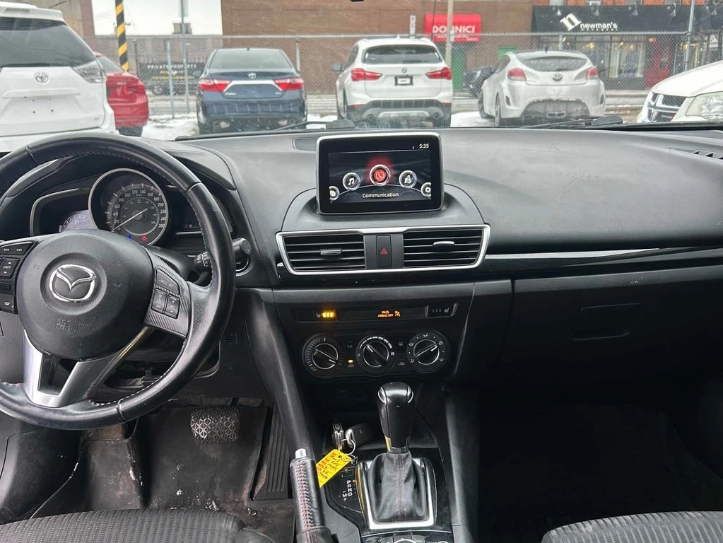 Mazda 3 * GS * CARFAX * БЕЗ ПЪРВОНАЧАЛНА ВНОСКА - изображение 9