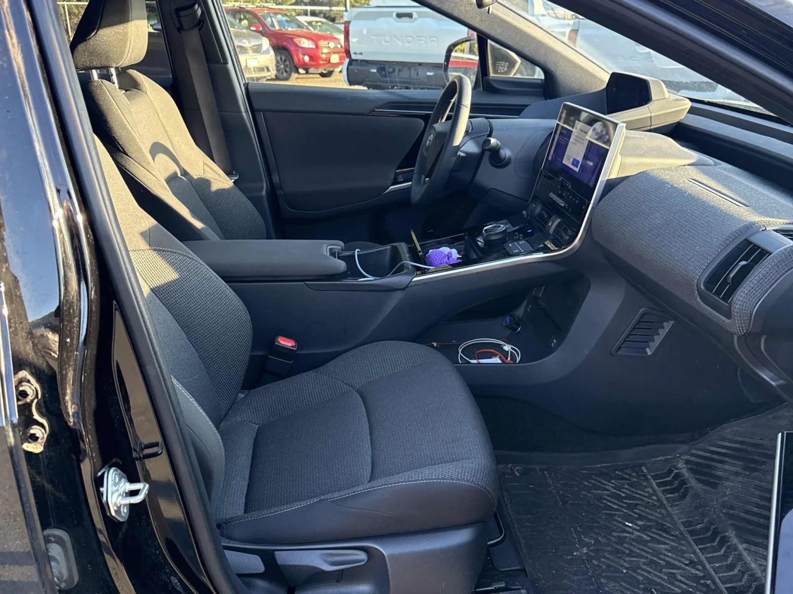 Toyota bZ4X XLE FWD - изображение 9