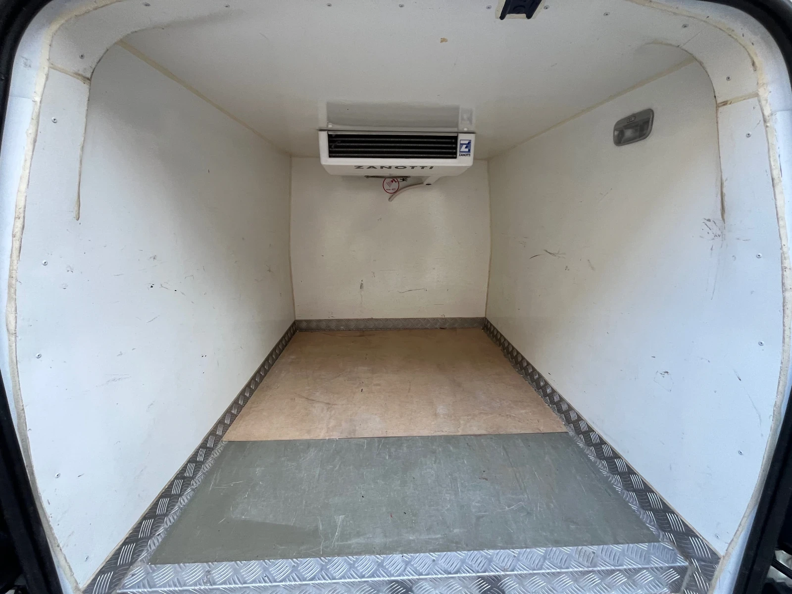 Peugeot Partner 1.6HDI �������� N1 | Mobile.bg � ����������� 10