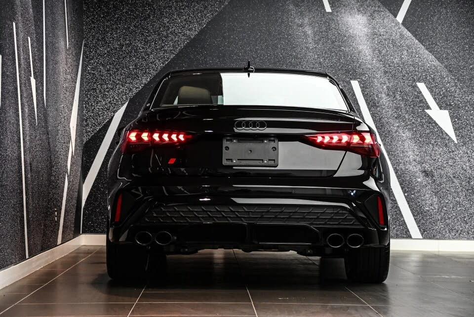 Audi S3 2.0T quattro Progressiv* АвтоКредит* (Цена до БГ) , снимка 3 - Автомобили и джипове - 53976727