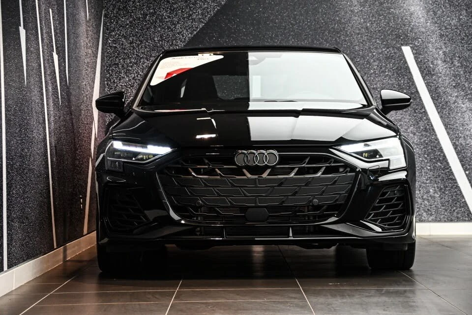 Audi S3 2.0T quattro Progressiv* АвтоКредит* (Цена до БГ) , снимка 2 - Автомобили и джипове - 53976727