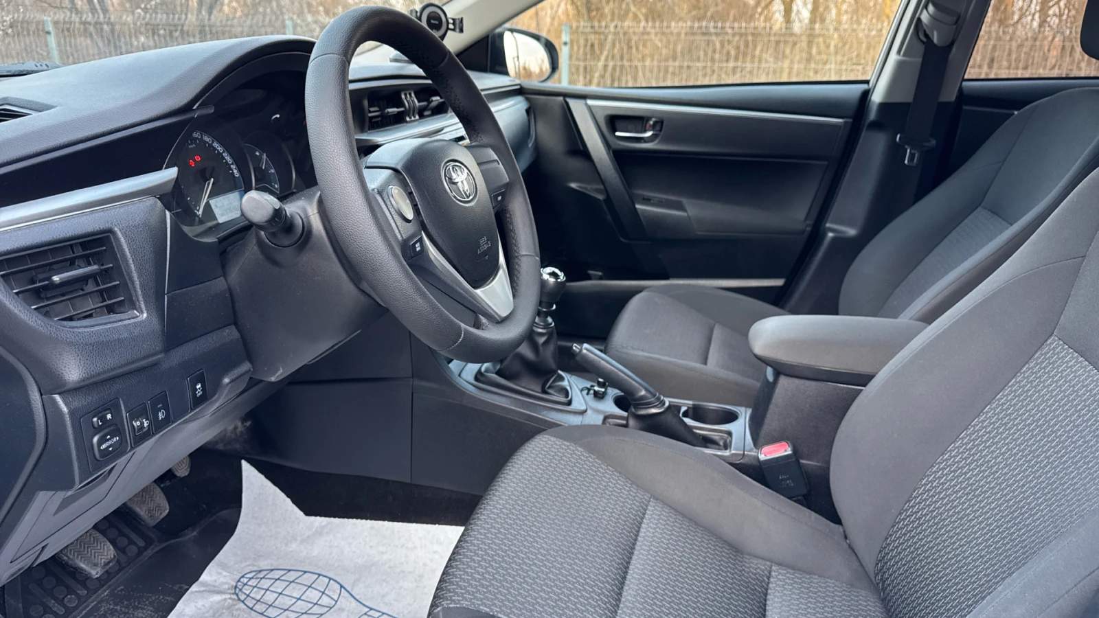 Toyota Corolla TERRA 1.6 VVTi , снимка 10 - Автомобили и джипове - 54031907