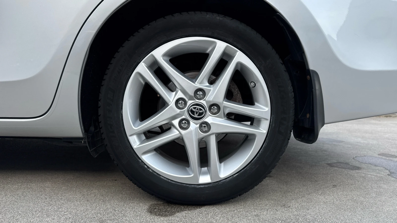 Toyota Corolla TERRA 1.6 VVTi , снимка 14 - Автомобили и джипове - 54031907