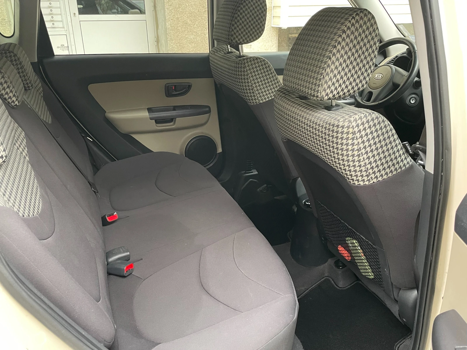 Kia Soul 1.6, снимка 14 - Автомобили и джипове - 54148358