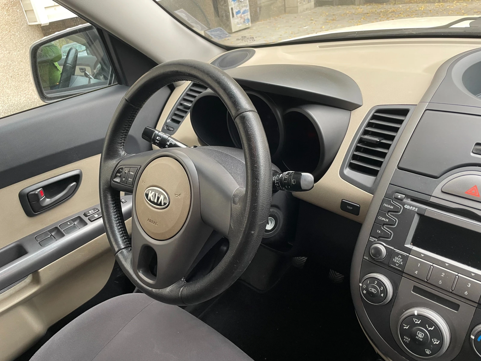 Kia Soul 1.6, снимка 13 - Автомобили и джипове - 54148358