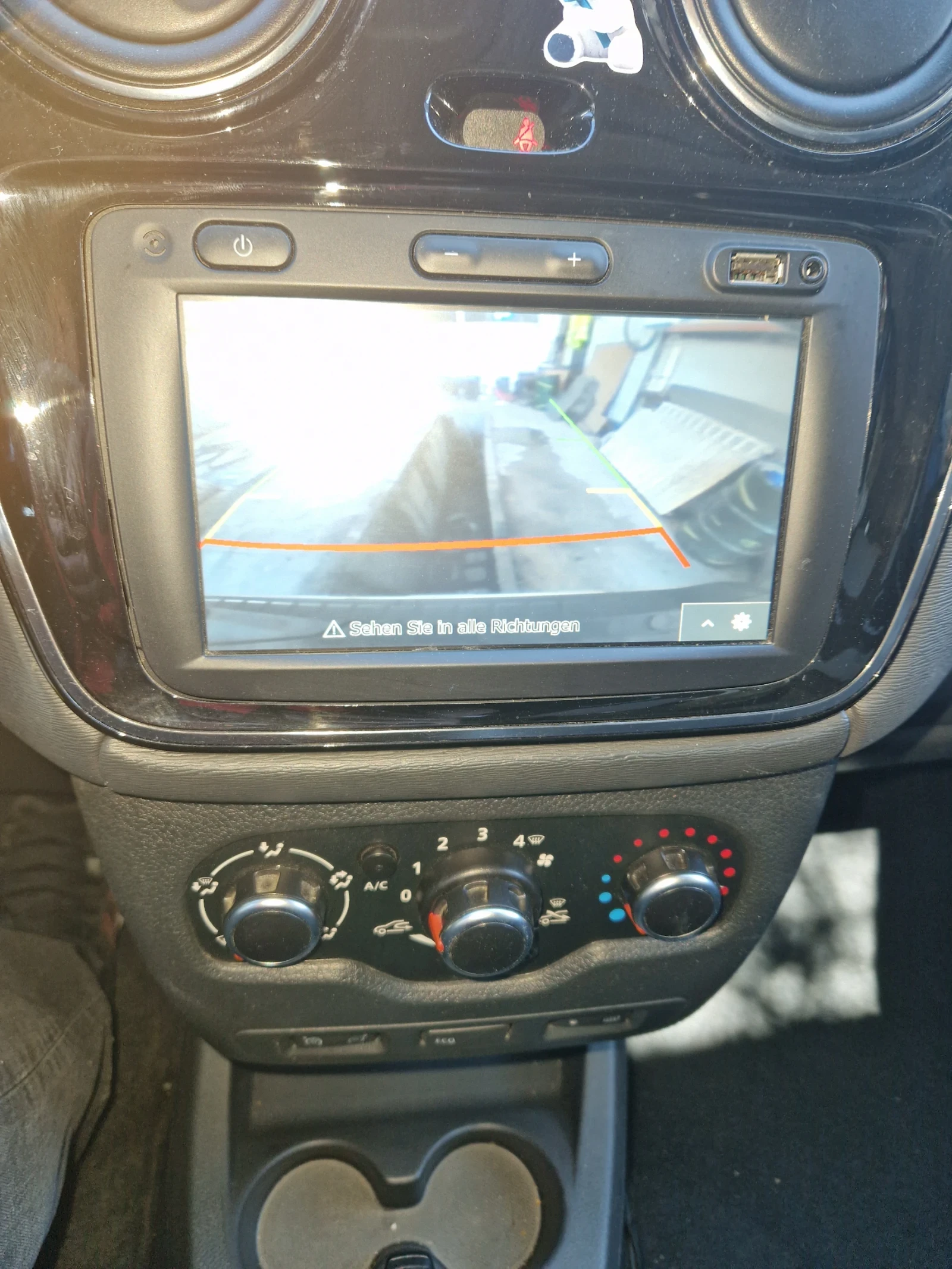 Dacia Dokker 1.6 бензин  Stepway, снимка 17 - Автомобили и джипове - 54243419