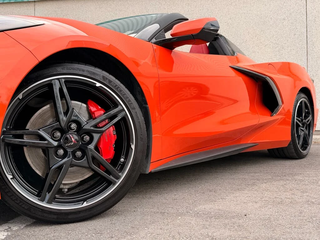 Chevrolet Corvette Stingray 3LT Convertible RWD, снимка 4 - Автомобили и джипове - 54575461