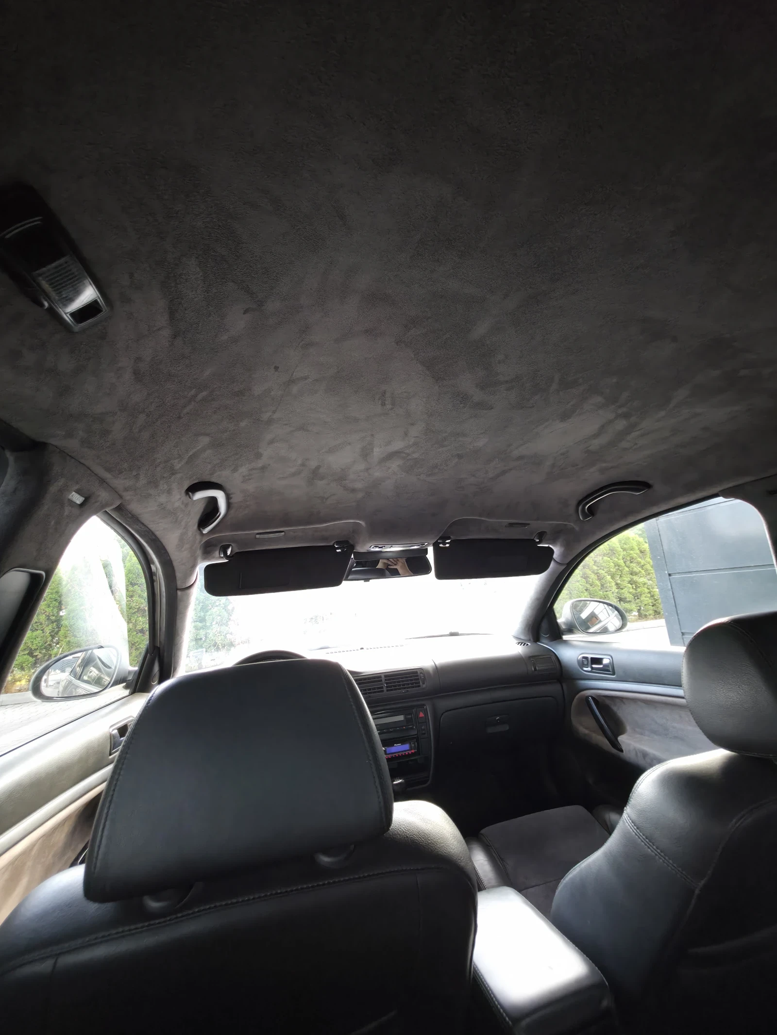 VW Passat 1.9 TDI, снимка 15 - Автомобили и джипове - 55267744