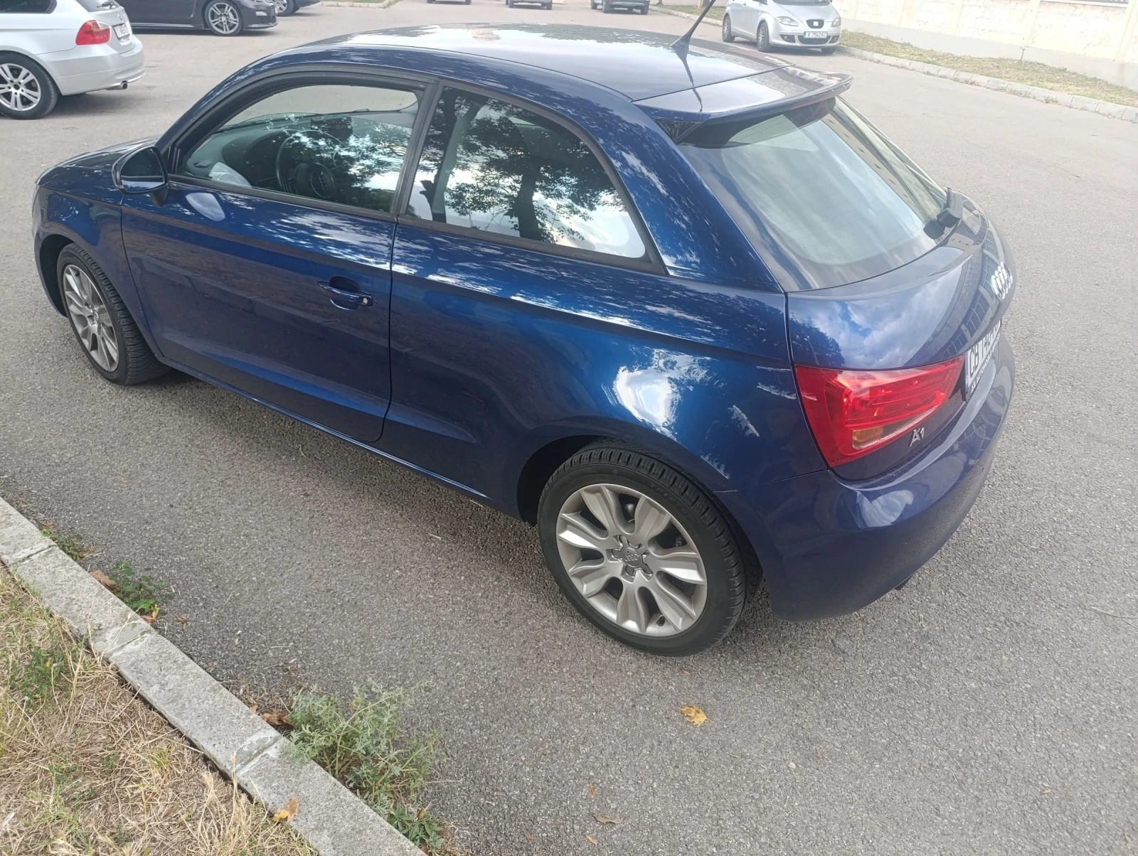 Audi A1, снимка 5 - Автомобили и джипове - 55391619